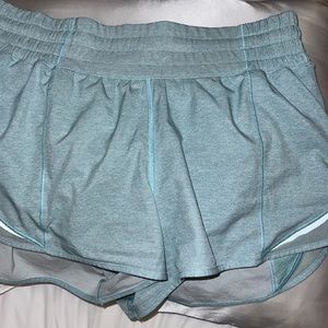 Lululemon Hotty Hot High-Rise Short 2.5" Heather Lux Multi Icing Blue